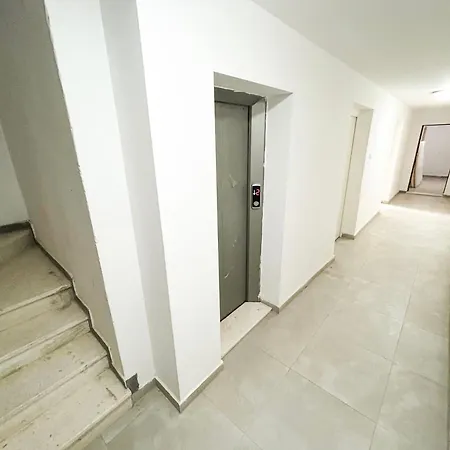 The Azure Embrace * دراس